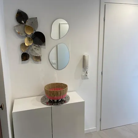 New 2 Bedroom In Navigli With A Great View! Apartamento Milán