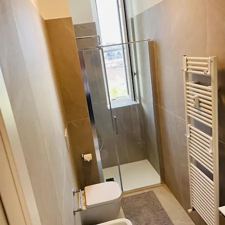 Renovated 2 Bedroom In Navigli With A View! * Milan